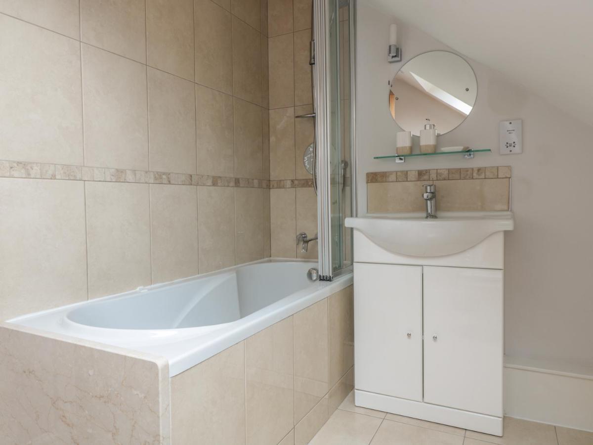 Villa 33 Crescent Gardens Bath Esterno foto